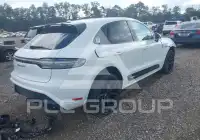 2024 Porsche MACAN photo