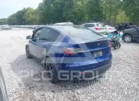 2024 Tesla Model Y фото