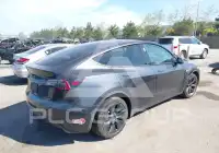 2024 Tesla Model Y фото