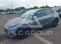 2024 Tesla Model Y фото