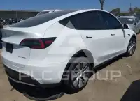 2024 Tesla Model Y фото