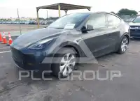 2024 Tesla Model Y фото