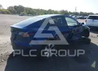 2024 Tesla Model Y фото
