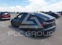2024 Tesla Model Y фото