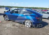 2024 Tesla Model Y фото