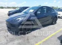 2024 Tesla Model Y фото