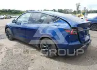 2024 Tesla Model Y фото