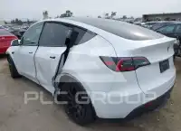 2024 Tesla Model Y photo
