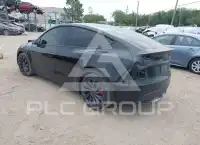 2024 Tesla Model Y фото