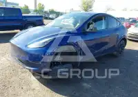 2024 Tesla Model Y фото