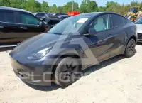 2024 Tesla Model Y фото