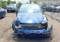 2024 Tesla Model Y фото
