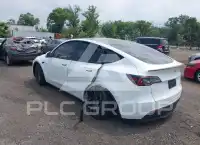 2024 Tesla Model Y фото
