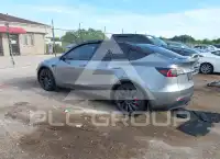 2024 Tesla Model Y фото