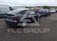 2024 Tesla Model Y фото
