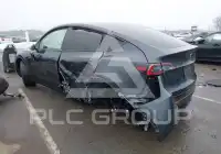 2024 Tesla Model Y фото