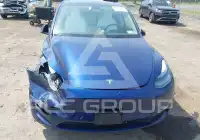 2024 Tesla Model Y фото