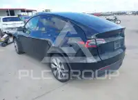 2024 Tesla Model Y фото