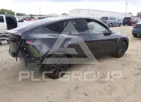 2024 Tesla Model Y фото