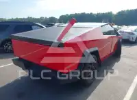 2024 Tesla Cybertruck фото