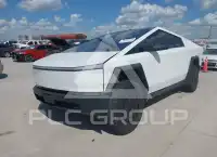 2024 Tesla Cybertruck photo
