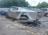 2024 Tesla Cybertruck фото