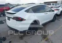 2024 Tesla Model X фото