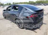 2024 Tesla Model X фото
