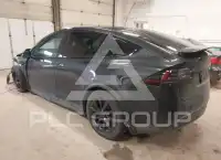 2024 Tesla Model X фото