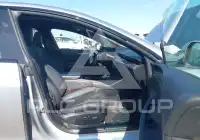2024 Tesla Model S фото