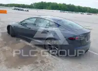 2024 Tesla Model S фото