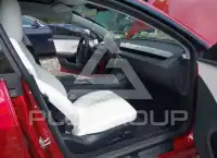 2024 Tesla Model 3 фото