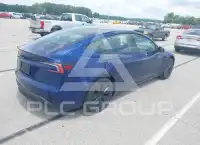 2024 Tesla Model 3 фото