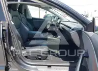 2024 Tesla Model 3 фото