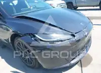 2024 Tesla Model 3 фото