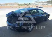 2024 Tesla Model 3 фото