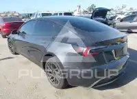 2024 Tesla Model 3 фото