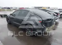 2024 Tesla Model 3 фото