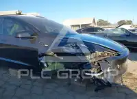 2024 Tesla Model 3 фото