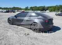 2024 Tesla Model 3 фото