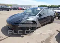 2024 Tesla Model 3 фото
