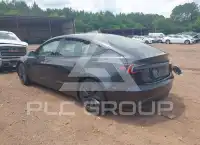 2024 Tesla Model 3 фото