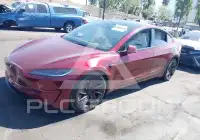 2024 Tesla Model 3 фото
