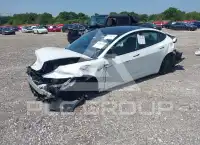 2024 Tesla Model 3 фото