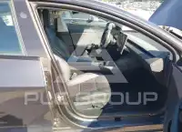 2024 Tesla Model 3 фото