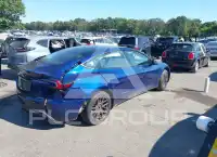 2024 Tesla Model 3 фото