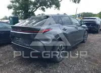 2024 Lexus RZ фото