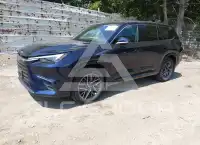 2024 Lexus TX350 photo