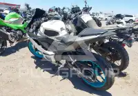 2024 Yamaha YZFR3 фото
