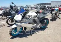 2024 Yamaha YZFR3 фото